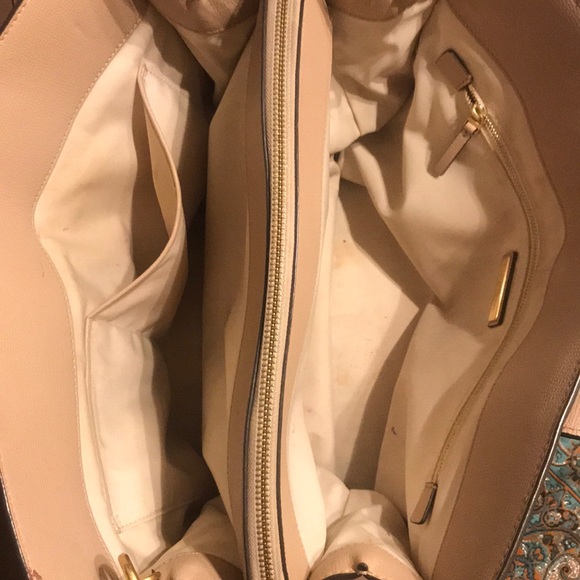 Authentic Tory Burch Tote - Picture 5 of 8